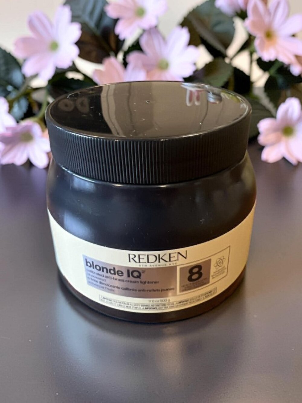 Redken Blonde IQ 8 Calibrated Anti-Brass Cream Lightener 17.6 oz
